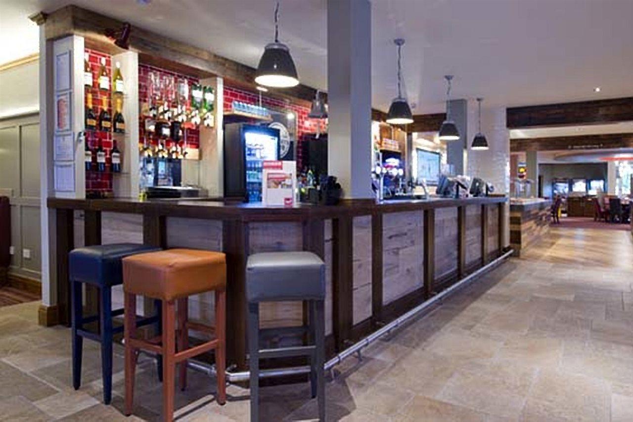 Premier Inn Sheffield/Barnsley Exterior photo