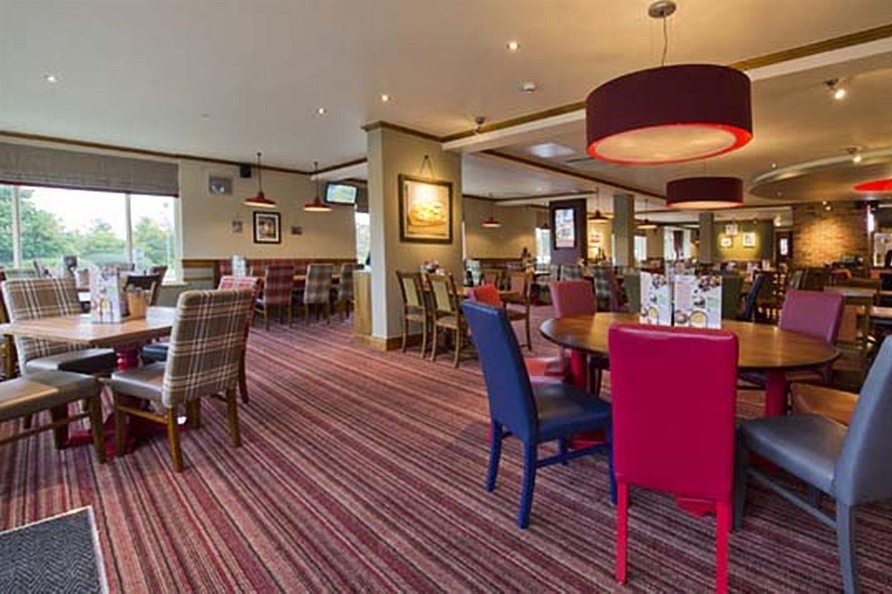 Premier Inn Sheffield/Barnsley Exterior photo
