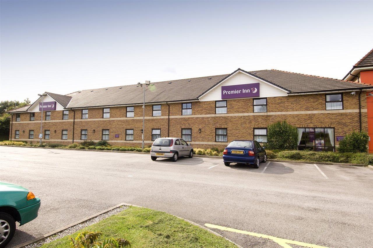 Premier Inn Sheffield/Barnsley Exterior photo