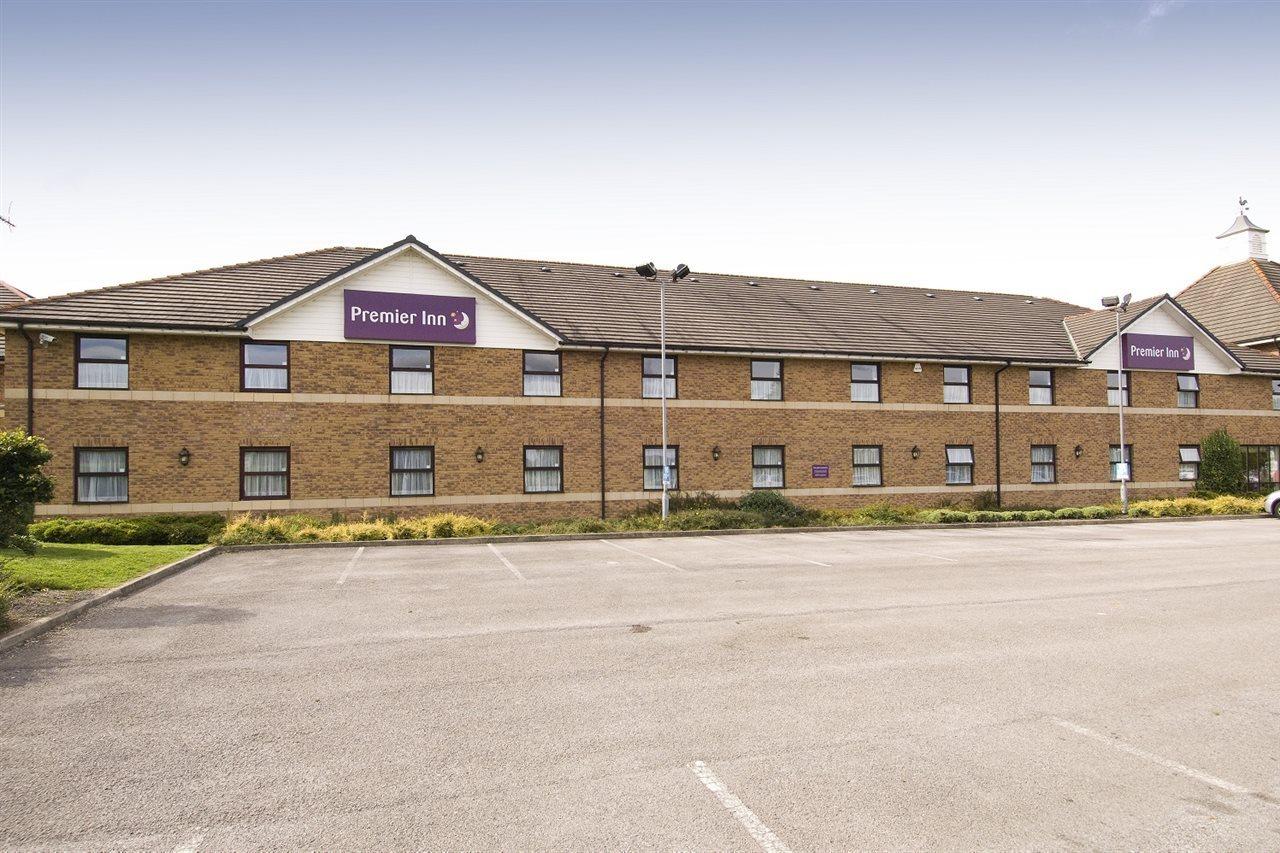Premier Inn Sheffield/Barnsley Exterior photo