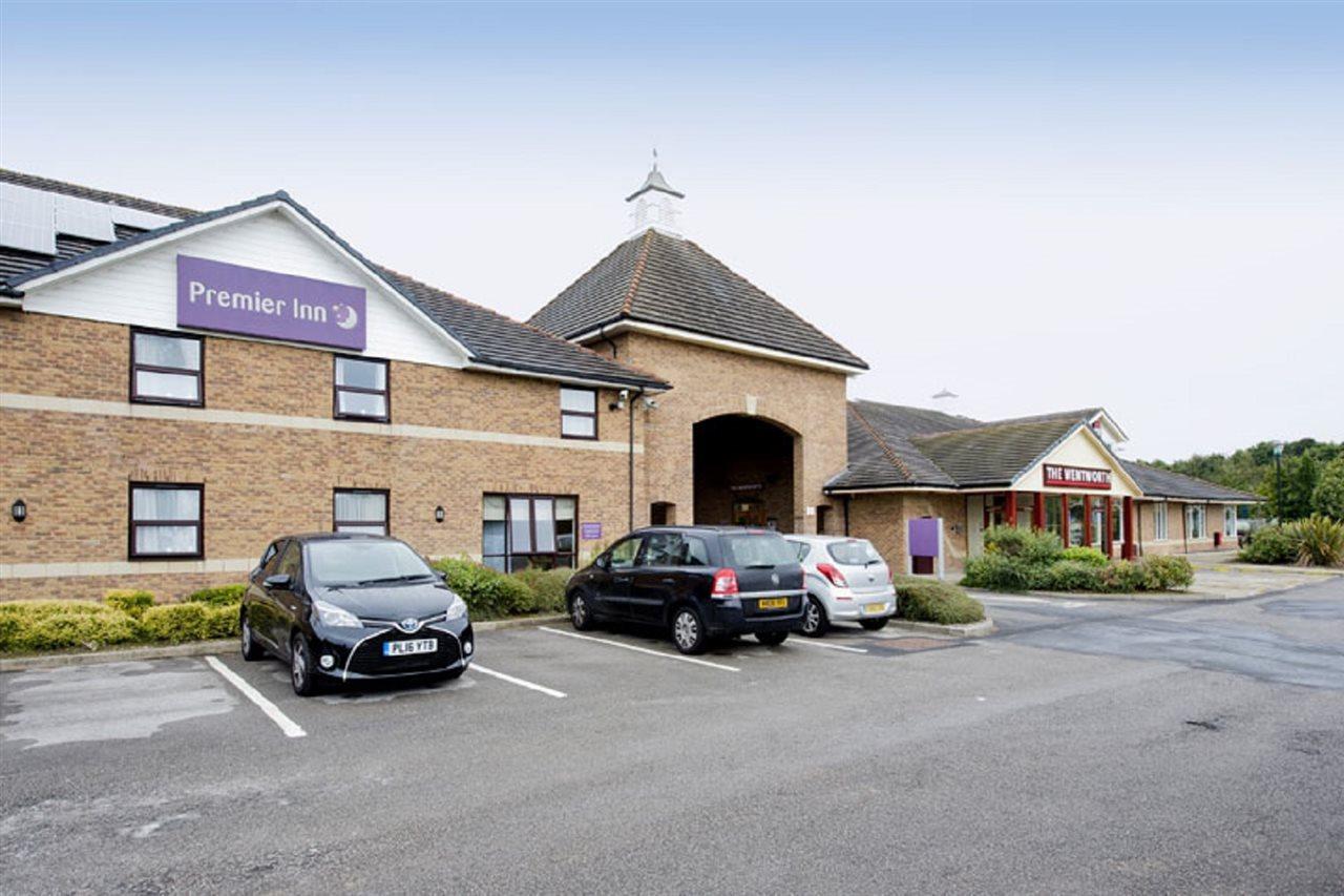 Premier Inn Sheffield/Barnsley Exterior photo