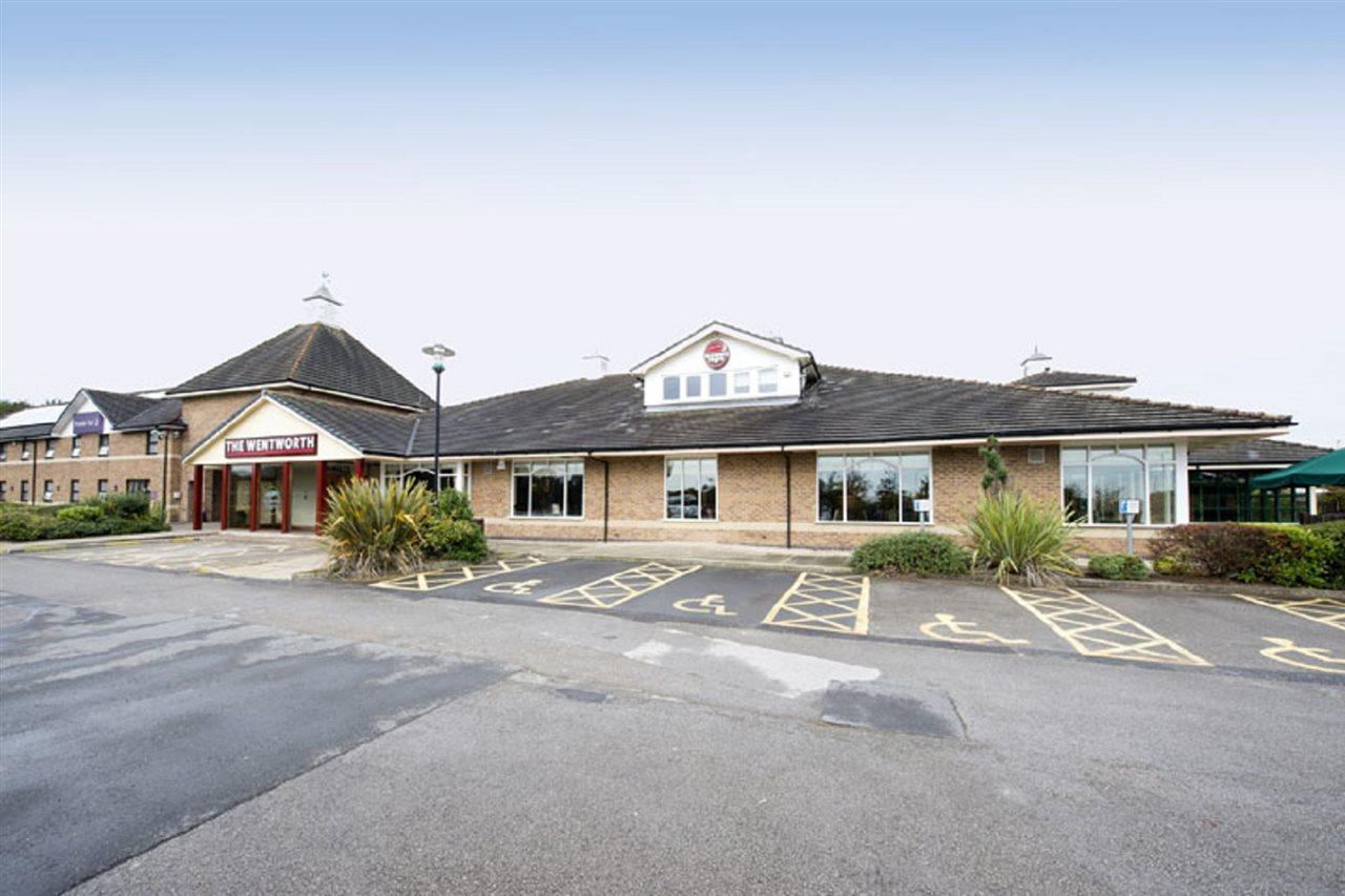 Premier Inn Sheffield/Barnsley Exterior photo