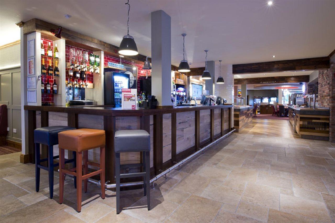 Premier Inn Sheffield/Barnsley Exterior photo
