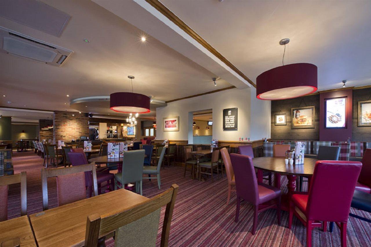 Premier Inn Sheffield/Barnsley Exterior photo