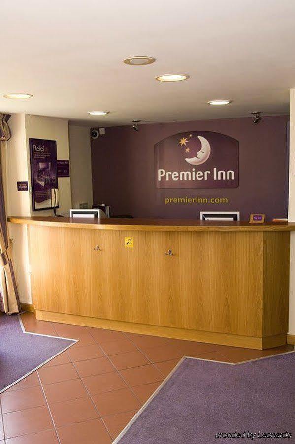 Premier Inn Sheffield/Barnsley Exterior photo